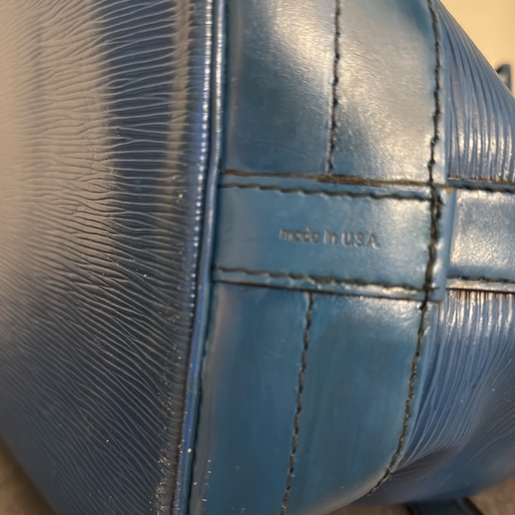 Preloved Louis Vuitton epi Noe GM bucket bag - Picture 3 of 16